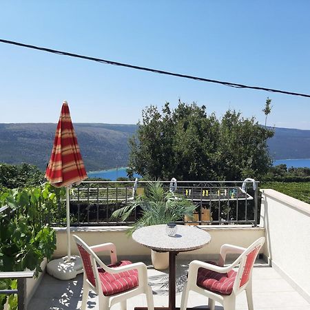 Vrana  Accommodation Lily מראה חיצוני תמונה