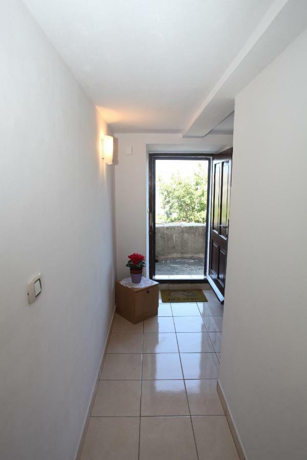Vrana  Accommodation Lily מראה חיצוני תמונה